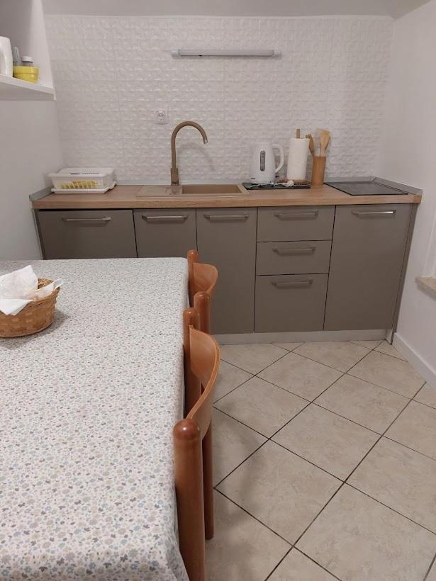 Ceratonia Apartments Lovište Εξωτερικό φωτογραφία