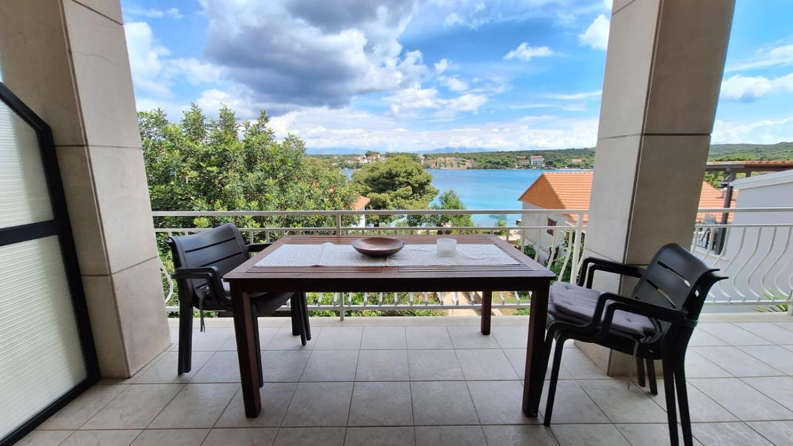 Ceratonia Apartments Lovište Εξωτερικό φωτογραφία