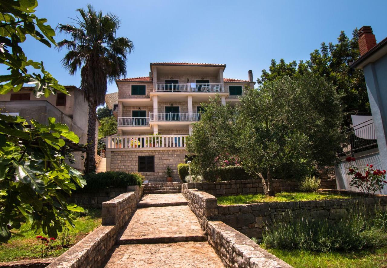 Ceratonia Apartments Lovište Εξωτερικό φωτογραφία