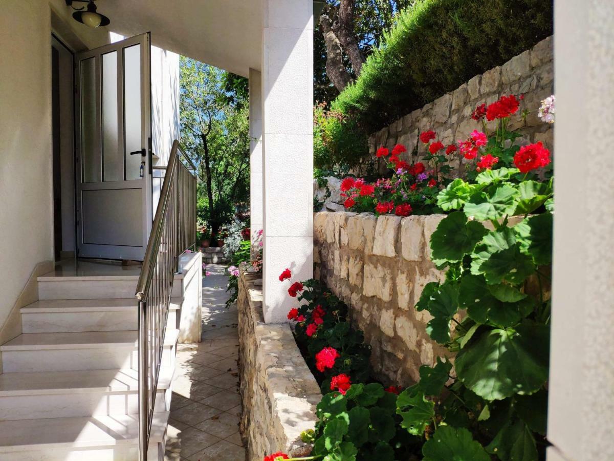 Ceratonia Apartments Lovište Εξωτερικό φωτογραφία
